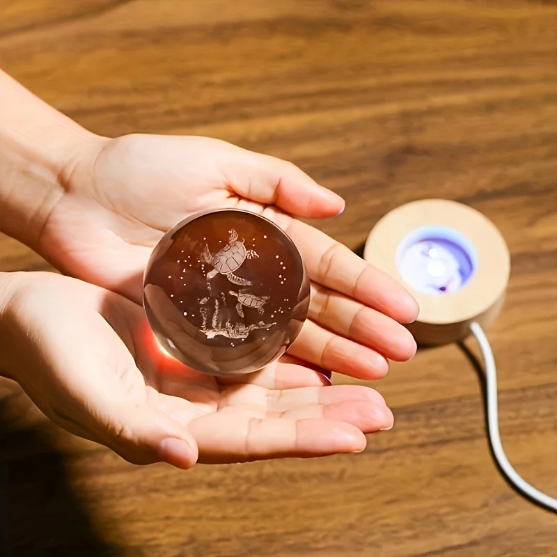 Boule lumineuse en verre avec tortues marines – Image 2