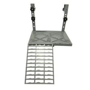 Plateforme grise avec rampe et supports pour aquarium