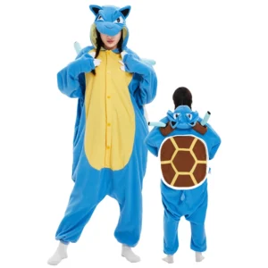 Combinaison à capuche avec carapace bleue
