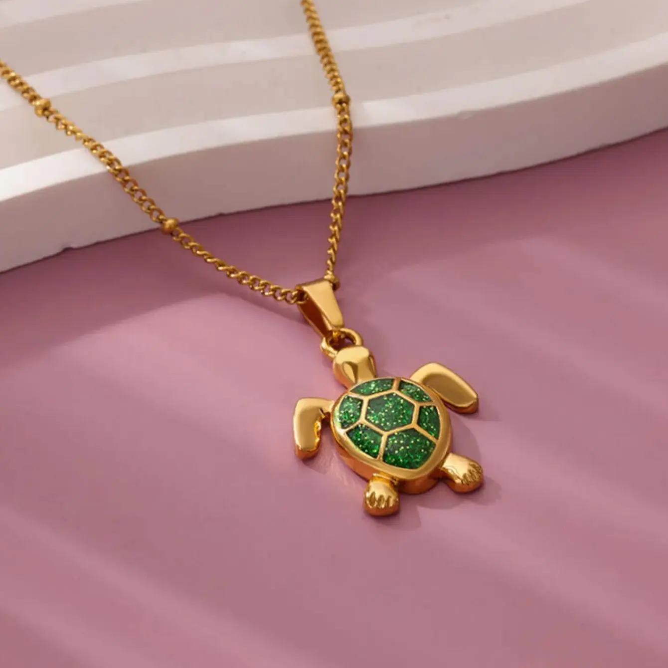 Collier tortue colorée en acier inoxydable – Image 2