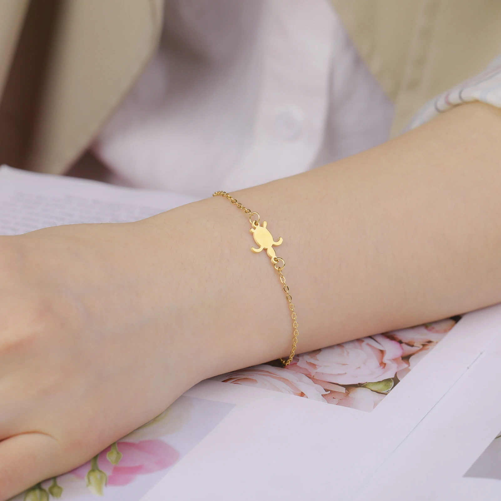 Bracelet tortue en acier inoxydable réglable – Image 2