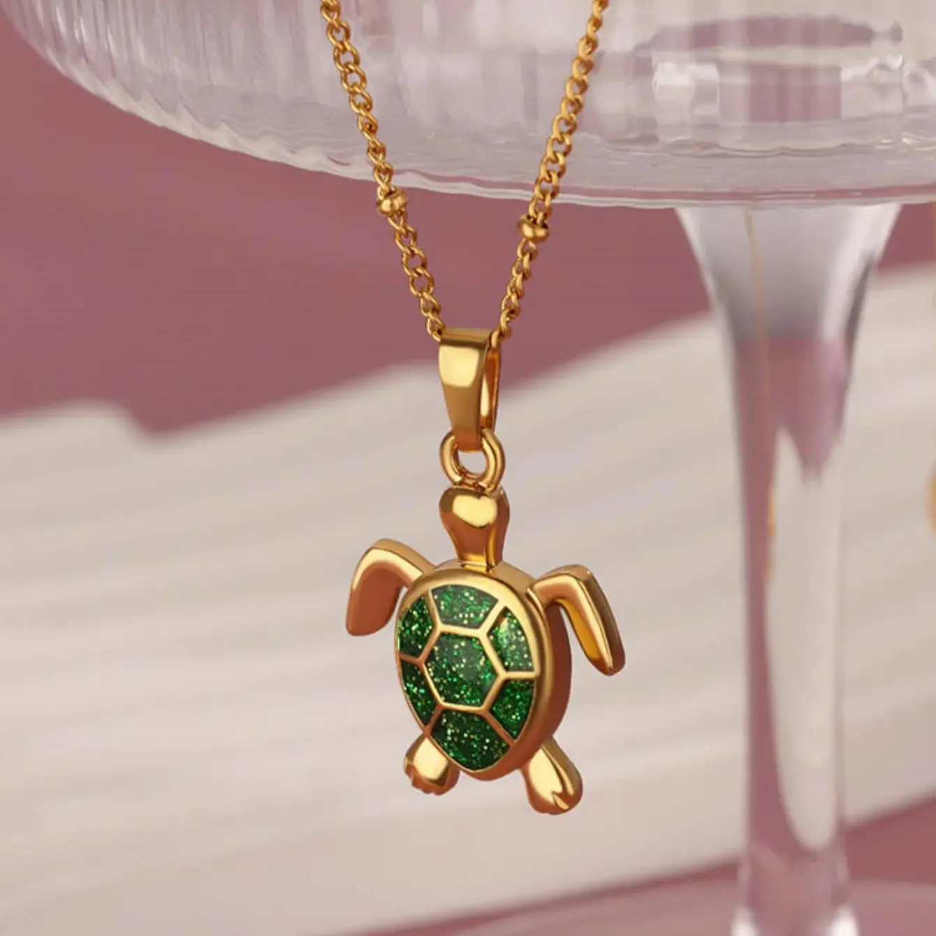 Collier tortue colorée en acier inoxydable – Image 3